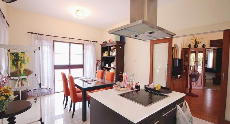 For sale 3 bedrooms villa in Hua Hin, Prachuap Khiri Khan