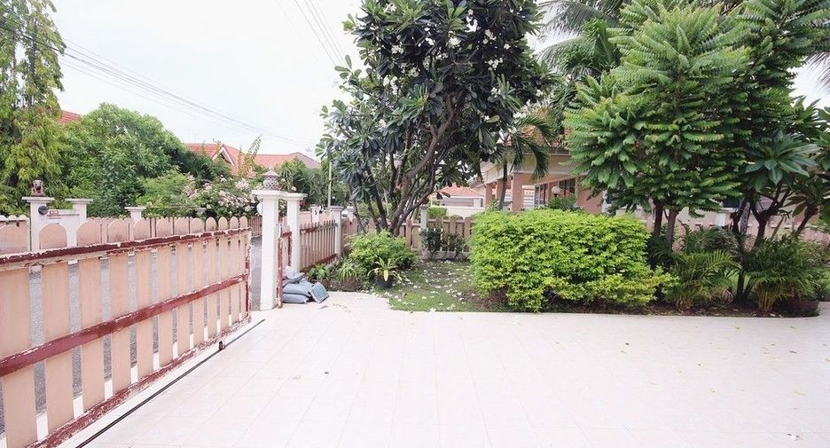 For sale 3 bedrooms villa in Hua Hin, Prachuap Khiri Khan