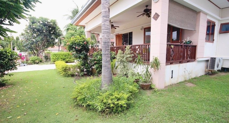 For sale 3 bedrooms villa in Hua Hin, Prachuap Khiri Khan