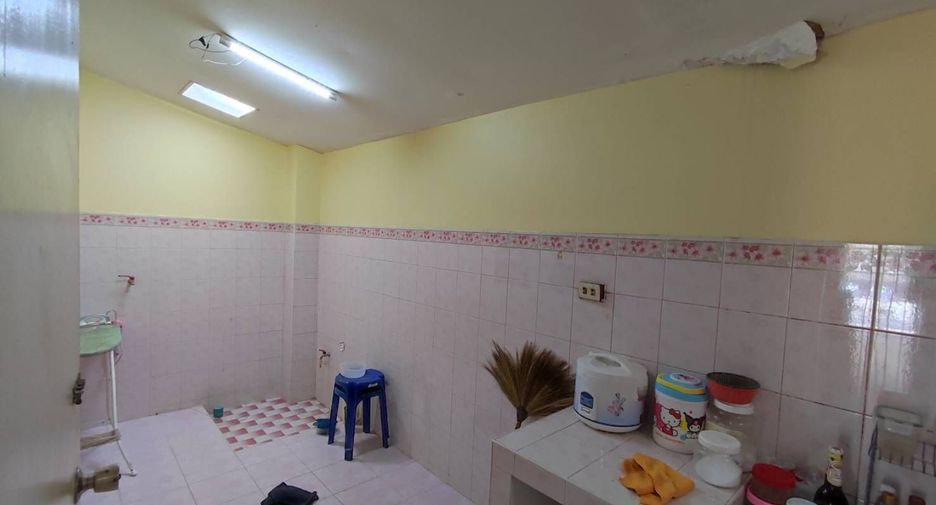 For sale 2 ベッドルーム townhouse in Mueang Phuket, Phuket