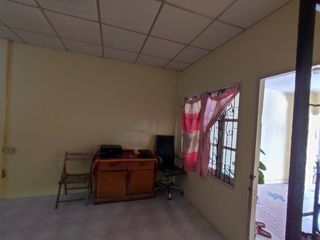 出售 2 卧室 联排别墅 在 Phuket Town, 普吉