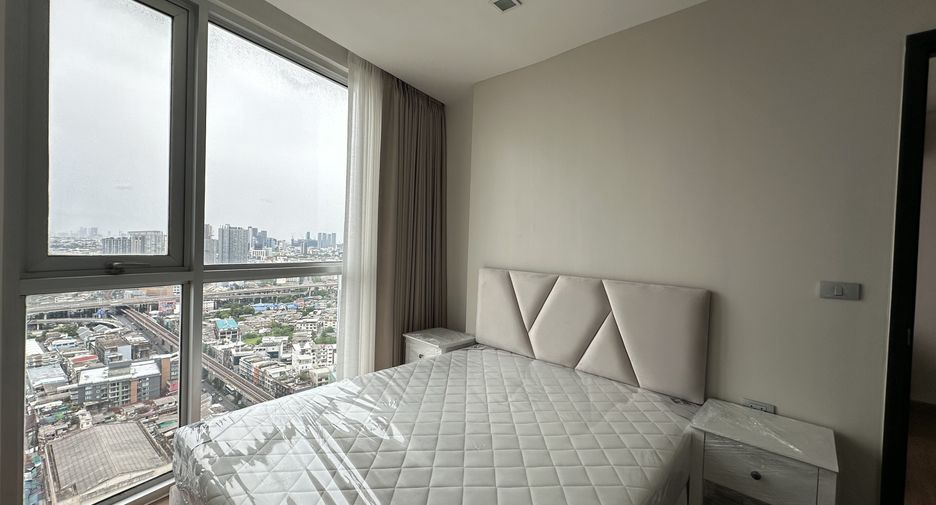 Condo en alquiler de 3 habitaciones en Khlong Toei, Bangkok
