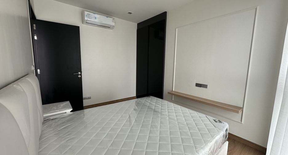 Condo en alquiler de 3 habitaciones en Khlong Toei, Bangkok