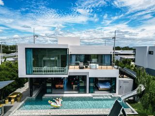 For sale 4 bedrooms villa in Hua Hin, Prachuap Khiri Khan