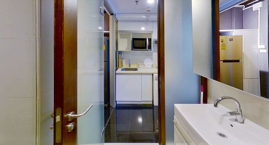 À louer 1 chambre condo à Khlong Toei, Bangkok
