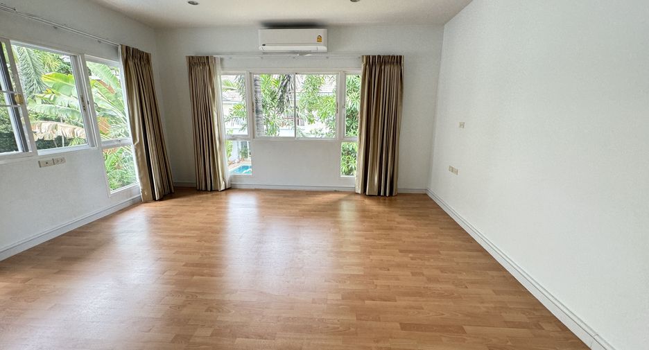 出租 4 卧室 独立屋 在 Khlong Toei, 曼谷