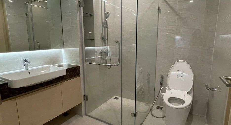 For rent 1 bed condo in Watthana, Bangkok