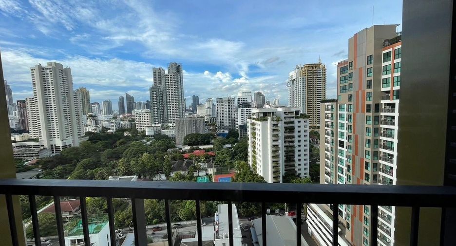 For rent 1 bed condo in Watthana, Bangkok
