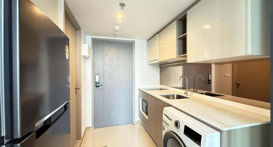 Condo en alquiler de 1 habitaciones en Huai Khwang, Bangkok