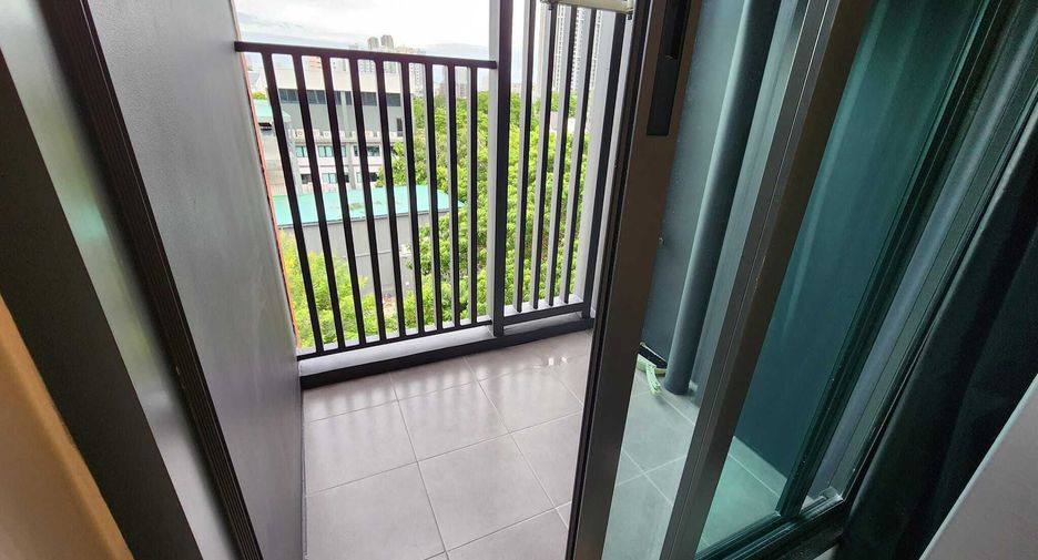For rent 1 bed condo in Phra Khanong, Bangkok