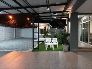 Haus zum Kauf und zur Miete mit 3 Zimmer in Bang Lamung, Chonburi
