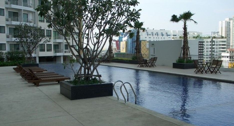 For rent 1 bed condo in Yan Nawa, Bangkok