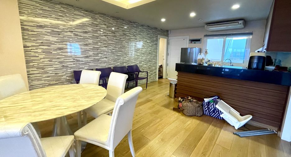 For sale 2 bedrooms condo in Cha Am, Phetchaburi