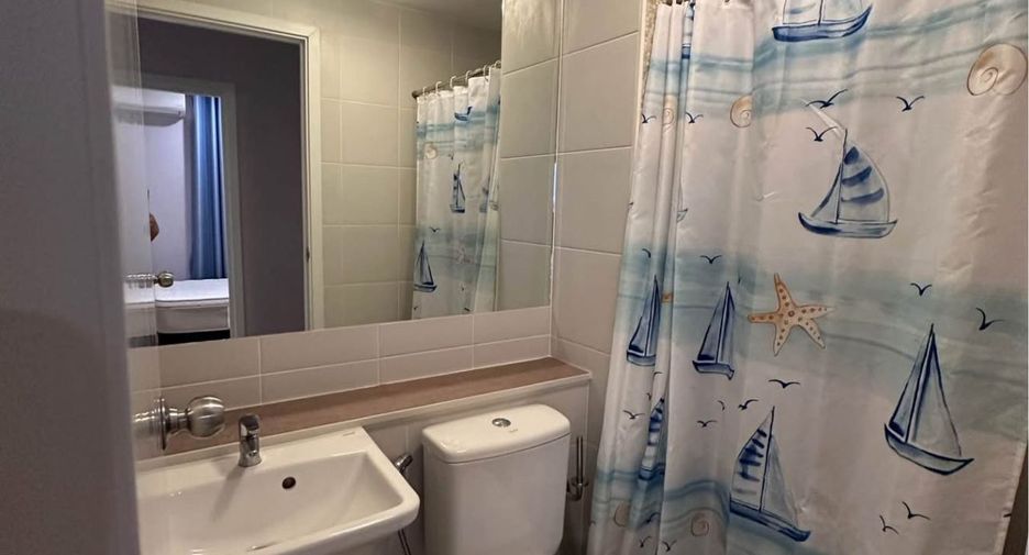For rent 2 bedrooms condo in Bang Phlat, Bangkok