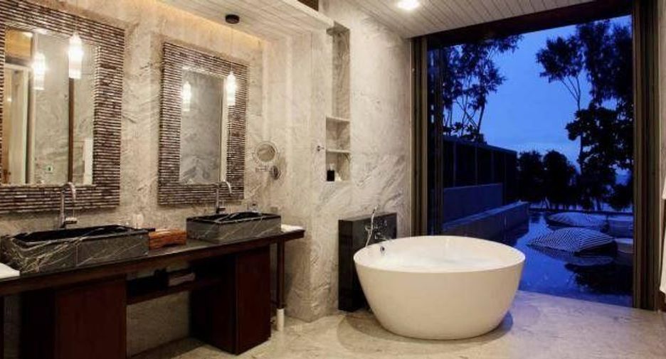 For sale 5 bedrooms villa in Takua Thung, Phang Nga