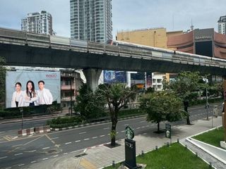 出租 1 卧室 办公室 在 Khlong Toei, 曼谷