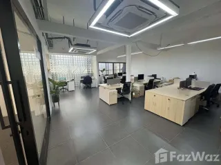 出租 1 卧室 办公室 在 Khlong Toei, 曼谷