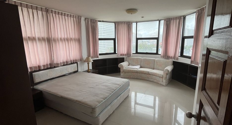 For sale 2 ベッドルーム condo in Bang Lamung, Chonburi