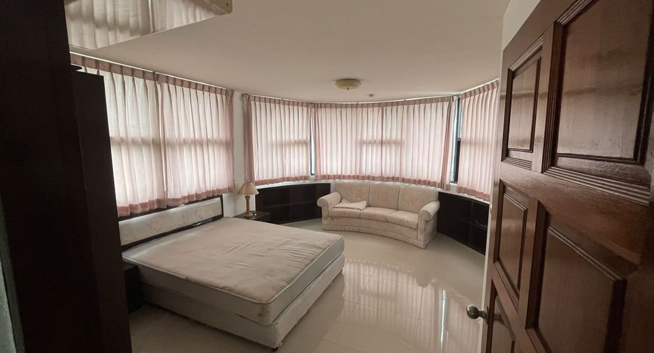 For sale 2 ベッドルーム condo in Bang Lamung, Chonburi