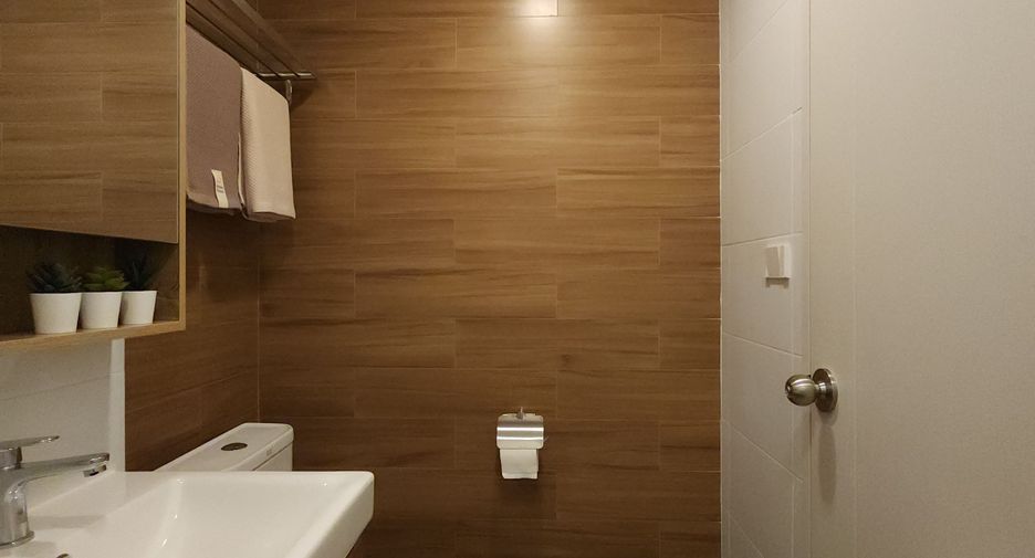 For sale 1 bed condo in Khan Na Yao, Bangkok