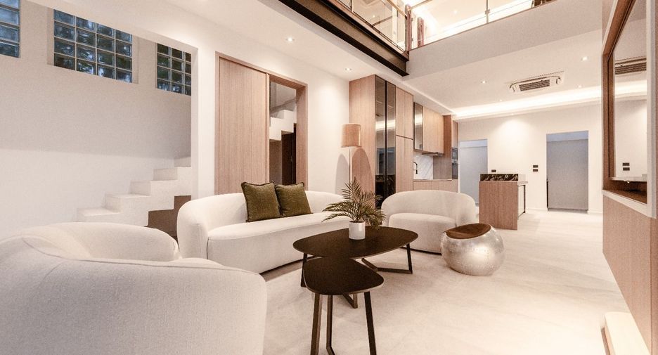 For sale 3 bedrooms villa in Bang Lamung, Chonburi
