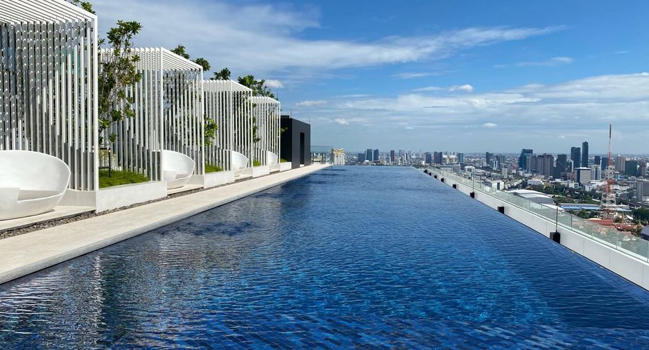 For sale studio condo in Huai Khwang, Bangkok