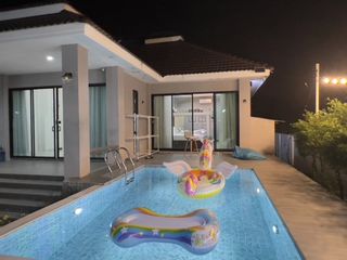 For sale 3 bedrooms villa in Bang Saray, Pattaya