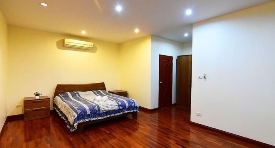 For sale 4 bedrooms villa in Hua Hin, Prachuap Khiri Khan