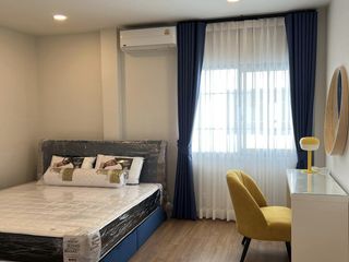 Casa en alquiler de 4 habitaciones en Bang Phli, Samut Prakan