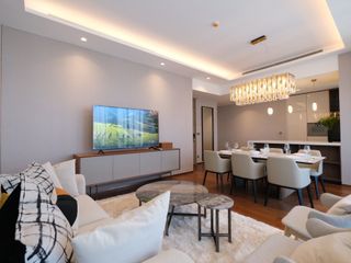 For rent 3 bedrooms condo in Khlong Toei, Bangkok