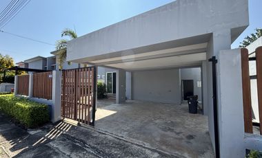 For rent 3 bedrooms villa in Hua Hin, Prachuap Khiri Khan