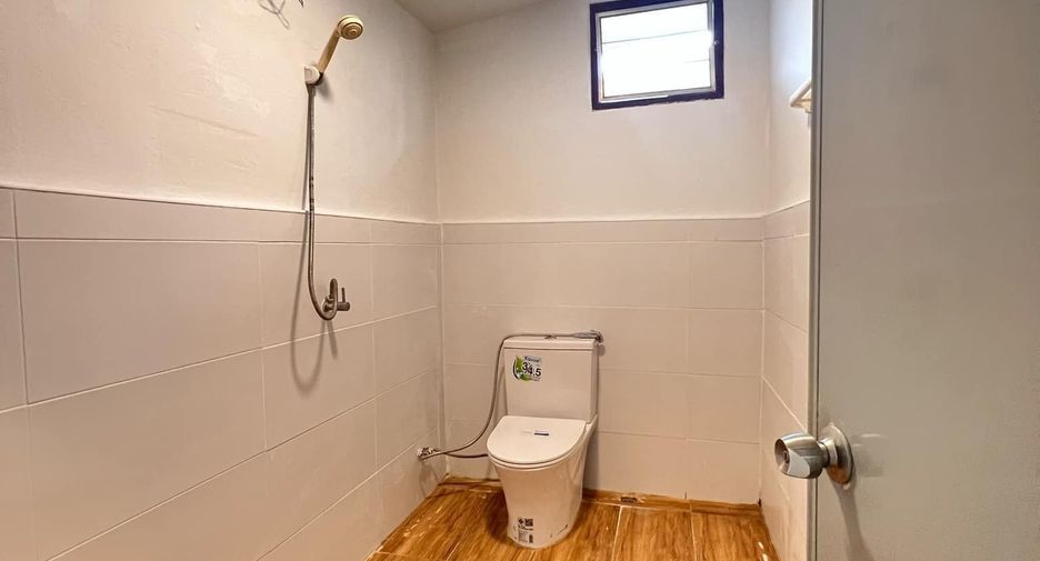 For sale 4 bedrooms house in Cha Am, Phetchaburi