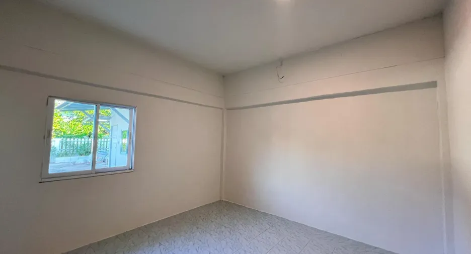 For sale 4 bedrooms house in Cha Am, Phetchaburi