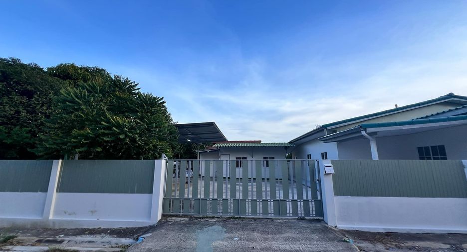 For sale 4 bedrooms house in Cha Am, Phetchaburi