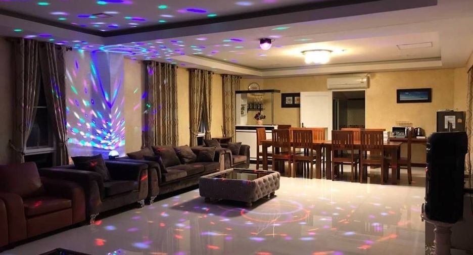 For sale and for rent 11 bedrooms villa in Huay Yai, Pattaya