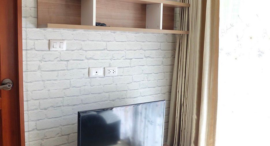 For sale 2 bedrooms condo in Din Daeng, Bangkok