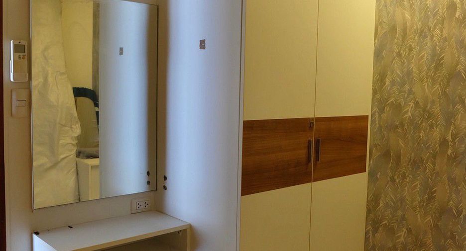 For sale 2 bedrooms condo in Din Daeng, Bangkok