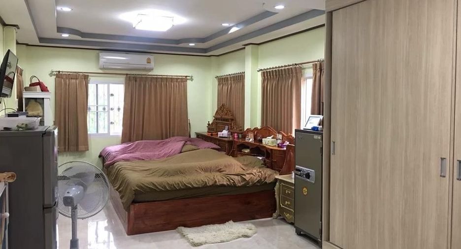 For sale 5 bedrooms house in Bang Lamung, Chonburi