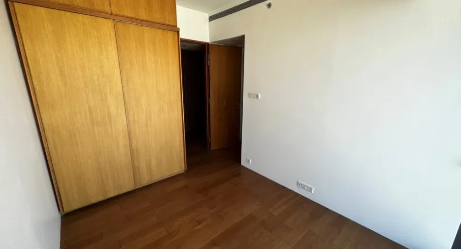 For sale 3 bedrooms condo in Sathon, Bangkok