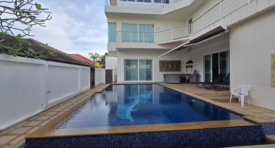Villa en alquiler de 5 habitaciones en Mueang Phuket, Phuket