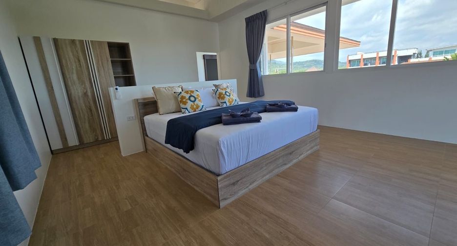 Villa en alquiler de 5 habitaciones en Mueang Phuket, Phuket