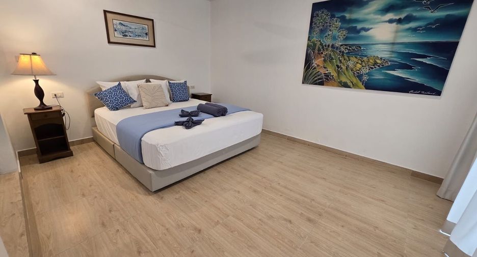 Villa en alquiler de 5 habitaciones en Mueang Phuket, Phuket