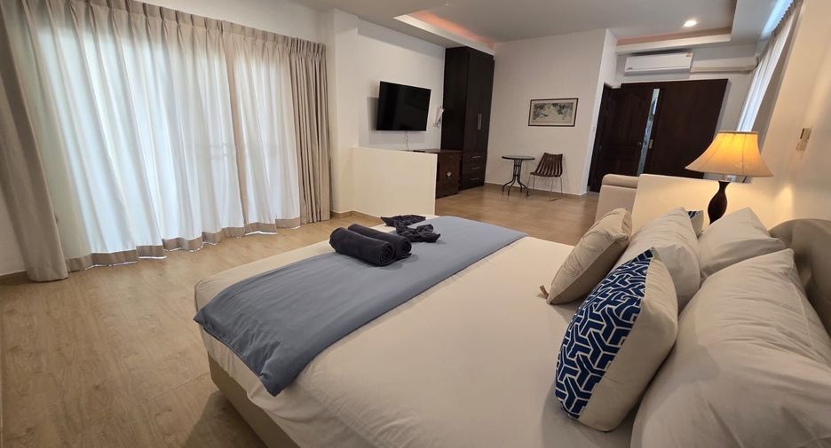 Villa en alquiler de 5 habitaciones en Mueang Phuket, Phuket