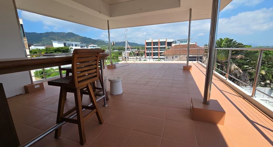 Villa en alquiler de 5 habitaciones en Mueang Phuket, Phuket