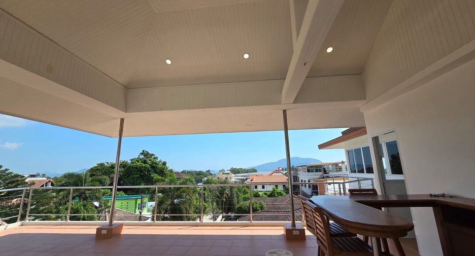 Villa en alquiler de 5 habitaciones en Mueang Phuket, Phuket