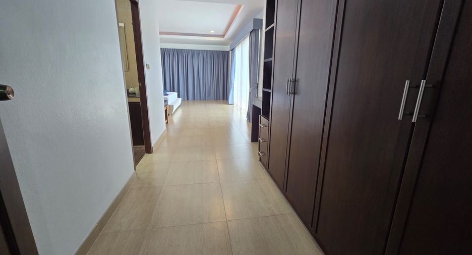 Villa en alquiler de 5 habitaciones en Mueang Phuket, Phuket