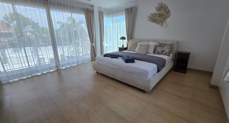 Villa en alquiler de 5 habitaciones en Mueang Phuket, Phuket