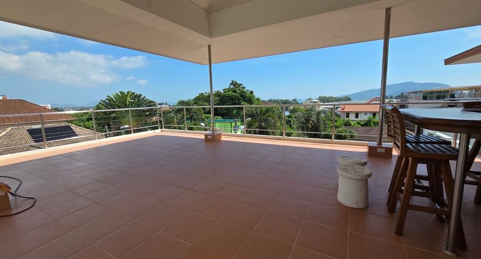 Villa en alquiler de 5 habitaciones en Mueang Phuket, Phuket