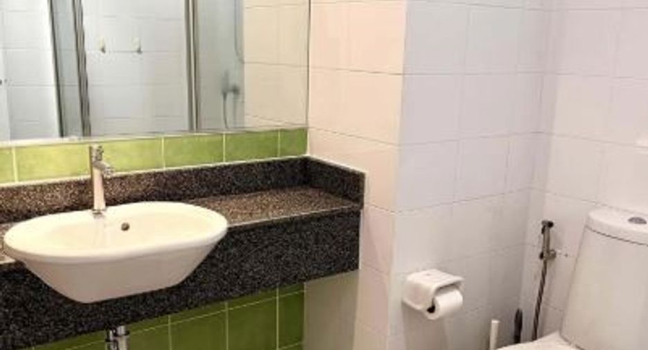 For rent 1 bed condo in Phra Khanong, Bangkok