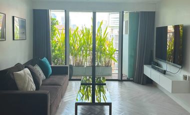 Condo en alquiler de 3 habitaciones en Khlong Toei, Bangkok